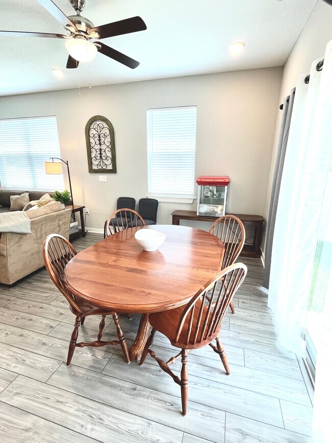 6307 S Roberts Ave, Tampa, FL 33616 - photo 5