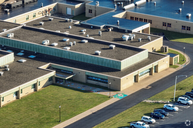 Harbor Creek Senior High School is located in Erie PA.