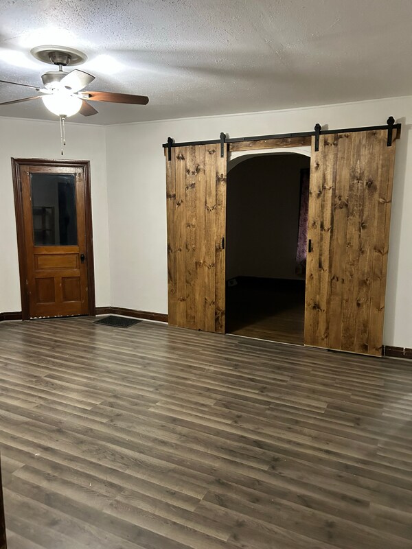 945 21st St unit 1, Rock Island, IL 61201 - photo 1