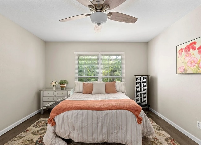 13130 Blanco Rd unit Chesapeake Condomini, San Antonio, TX 78216 - photo 4