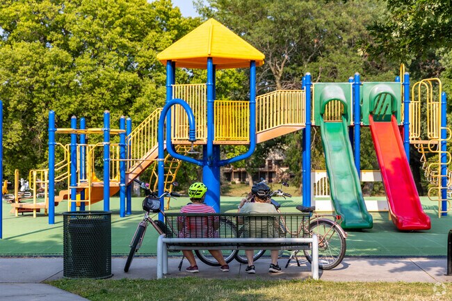 Porter Ridge residents have easy access to some of the best parks in the Lincoln area.