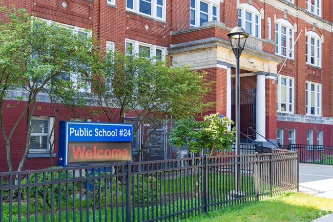School No 24 is an above-average public school located in Paterson, NJ.