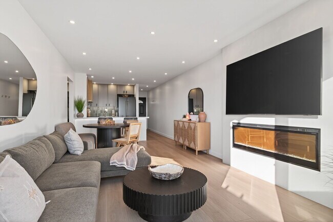 218 E Surfside Dr unit 218 E Surfside, Port Hueneme, CA 93041 - photo 5