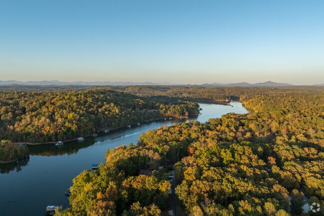 Secluded homes and easy access to Lake Lanier, Lakeshore is the essence of waterfront living.