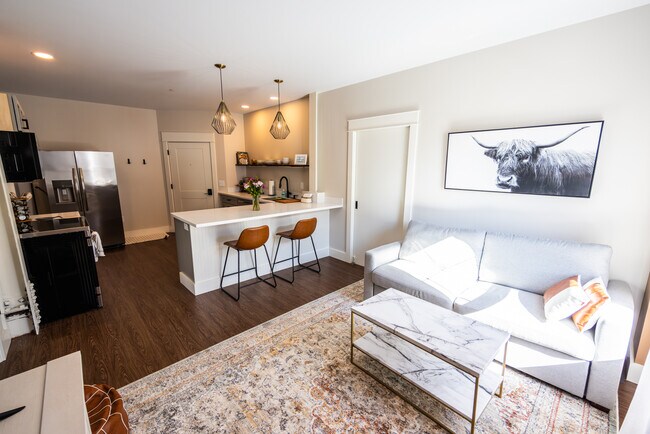 58 South St unit 1, Glens Falls, NY 12801 - photo 3