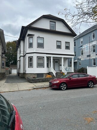 250 Shaw St Unit 1, New Bedford, MA 02745