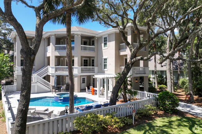 There are a lot of large beachfront homes with pools in North Forest Beach.