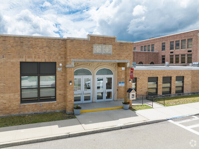 Enter Medford Elementary School via the main entrance.