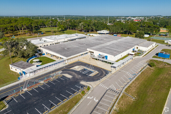 Woodlawn Elementary is a great school in Zephyrhills.