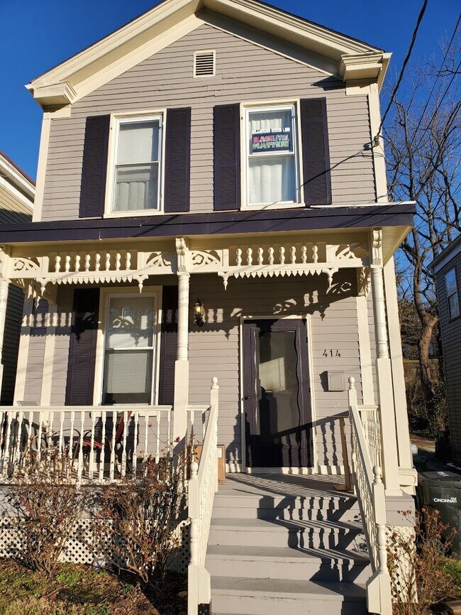 414 Hoge St Unit 2, Cincinnati, OH 45226
