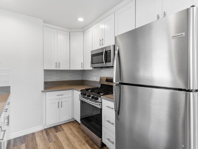 1340 W Parade St unit 1, Long Beach, CA 90810 - photo 5