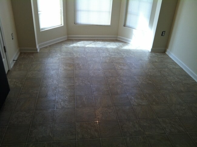 7160 Grosbeak St, Union City, GA 30291 - photo 4