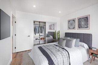 1563 Gordon St, Los Angeles, CA 90028