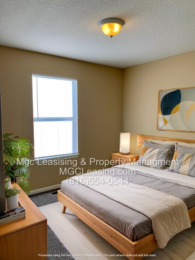 816 NE Westwind Ln, Lees Summit, MO 64086 - photo 7