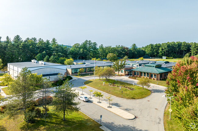 Boylston Elementary School is a highly rated school with an impressive A- score on Niche.