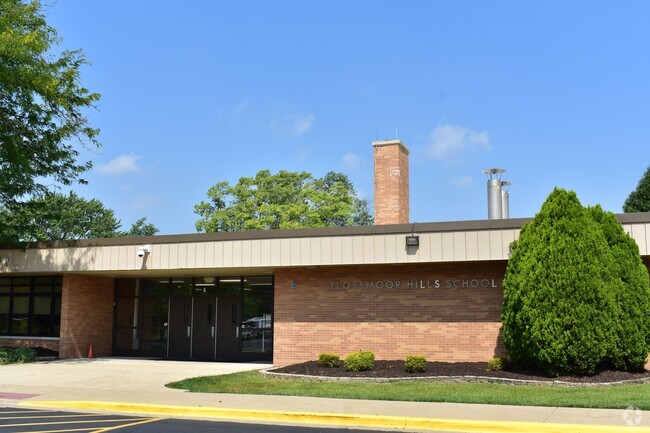 Welcome to Flossmoor Hills Elementary School.