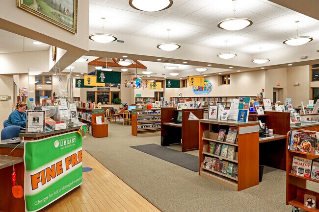The public library in Collins serves bookworms in the area.
