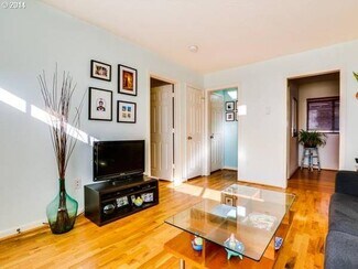 5530 NE 7th Ave Unit 7, Portland, OR 97211