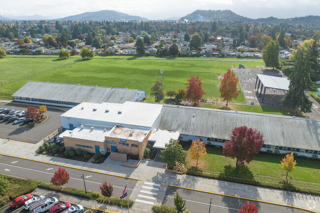 Greenery and a nice neighborhood surround Elizabeth Page Elementary School.