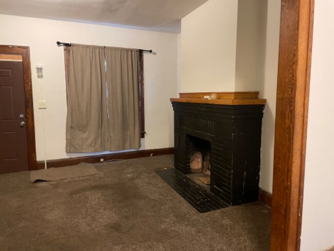 5 Circle St unit 5, Niles, OH 44446 - photo 3