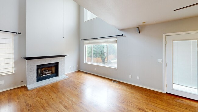 1015 SW 348th Place, Federal Way, WA 98023 - photo 2