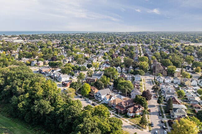 Manree Park is a tight-knit neighborhood in Racine, WI.