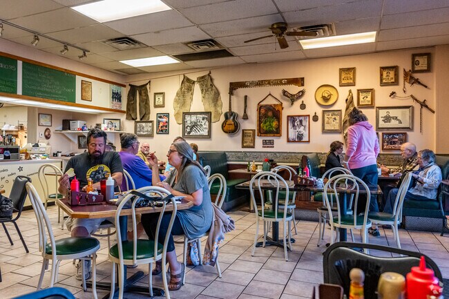 Homestyle breakfast can be enjoyed at Outlaw Cafe near Northwest Grand Junction.