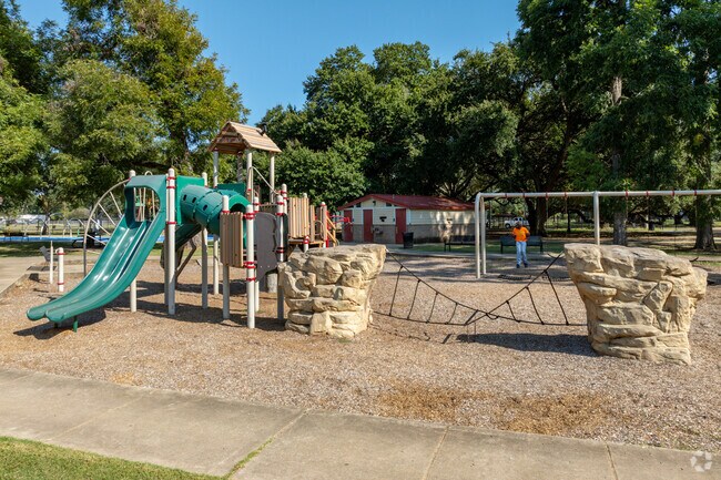 Shirley Park residents can head to Bringhurst City Park for some fun in the sun.