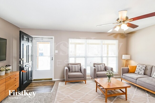 2335 Bramble Ln, Florissant, MO 63033 - photo 5