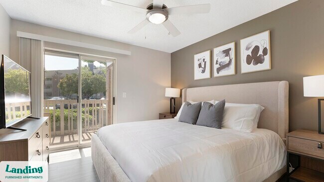 14805 Grisby Rd unit 108, Houston, TX 77079 - photo 5