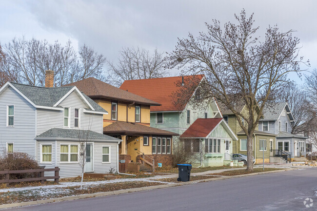 A row of homes in the Washington Park neighborhood.