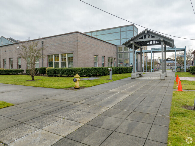 Front entrance to Stewart Elementary School.