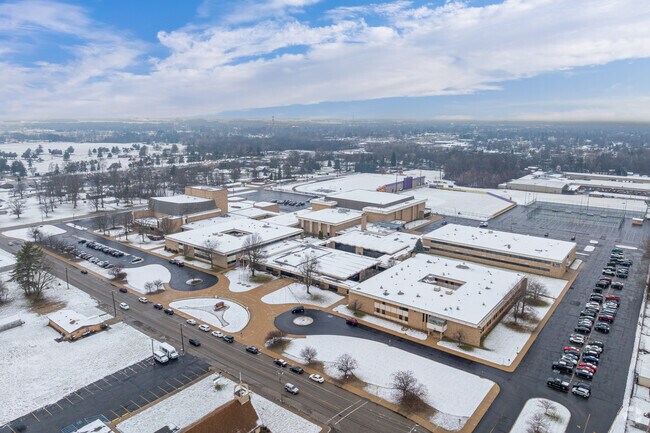 Marion High School has 1,050 students.