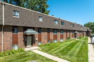 1800 Grand Ave, West Des Moines, IA 50265