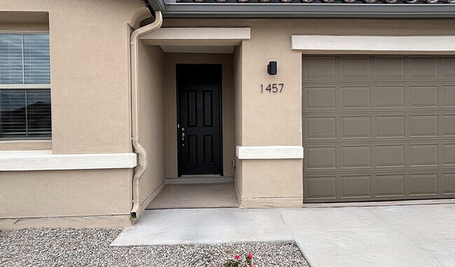 1457 Valle de Colores St NW, Los Lunas, NM 87031 - photo 4