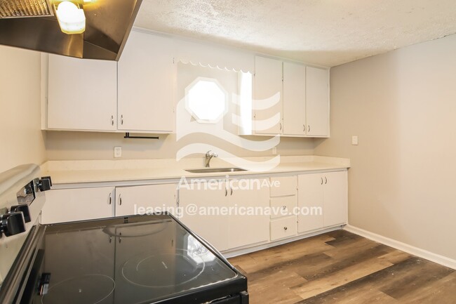 615 Arthur St, Lagrange, GA 30241 - photo 6