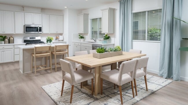 10319 Tower Hill Dr, Stockton, CA 95219 - photo 3