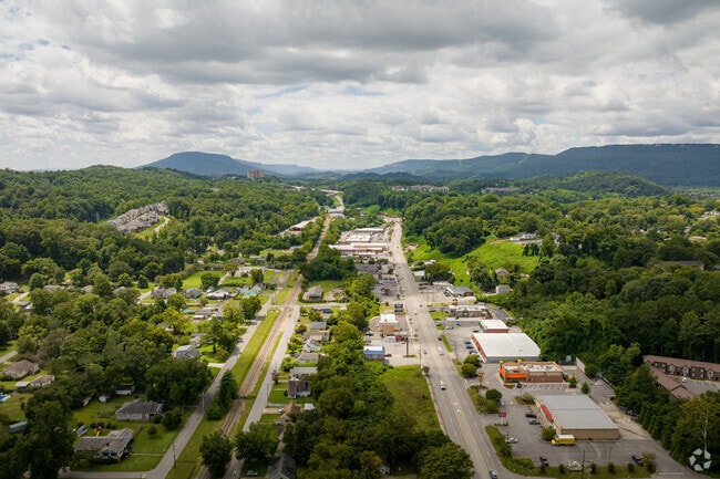 Red Bank is nestled in the foothills of Signal Mountain.