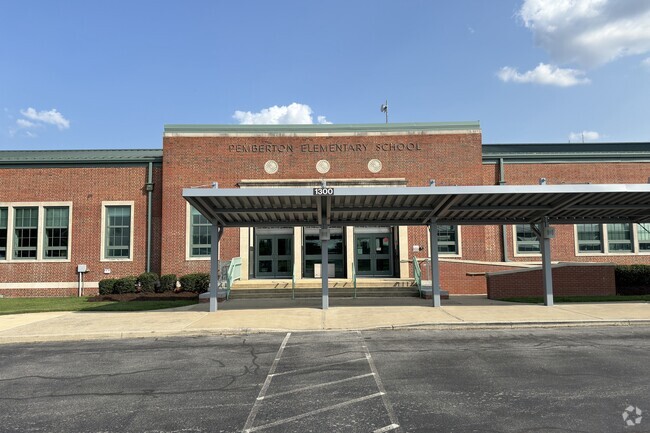 Pemberton Elementary School serves the community of Salisbury.