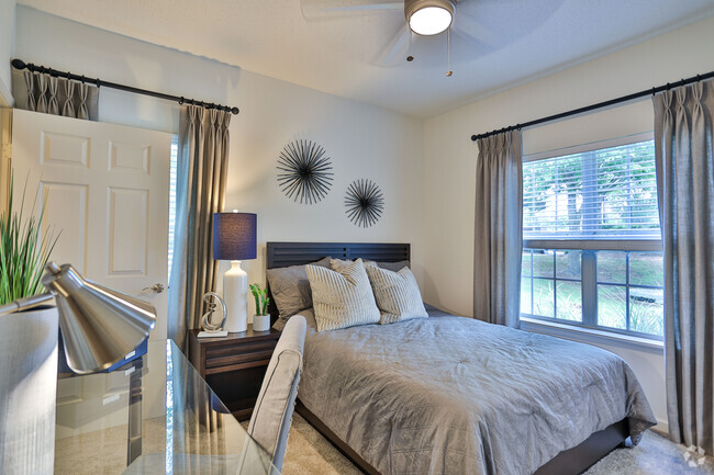 2BR, 2BA