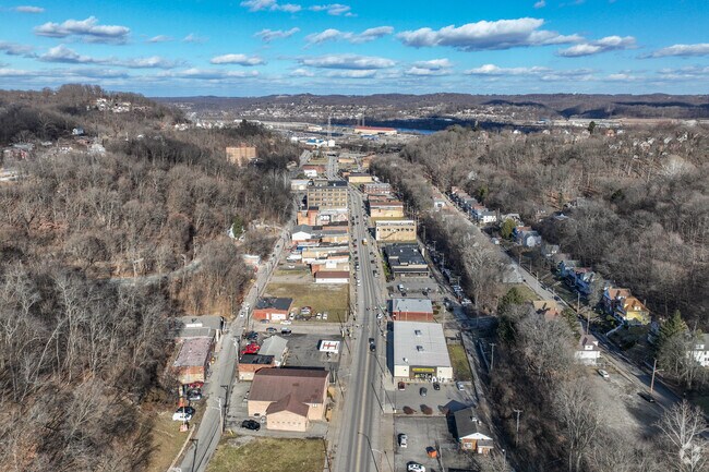 The Ohio River runs along the city of Aliquippa.