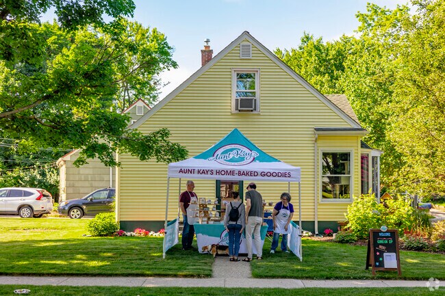 Aunt Kay's Home-Baked Cookies & Breads is an Arborview pop-up bakery run by Kay Hurst.