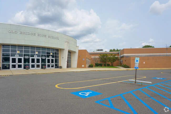 Old Bridge High School, Matawan NJ Rankings &amp; Reviews - Homes.com