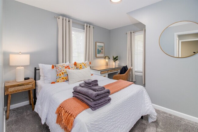 23366 Hoover Ave unit ID1054651P, Hazel Park, MI 48030 - photo 4