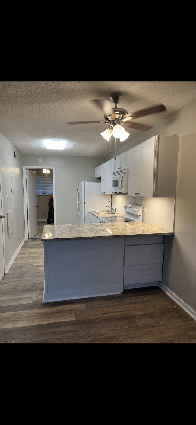 Kitchen walking in