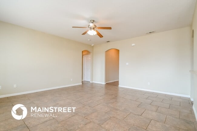 288 Edison Ln, Crowley, TX 76036 - photo 3