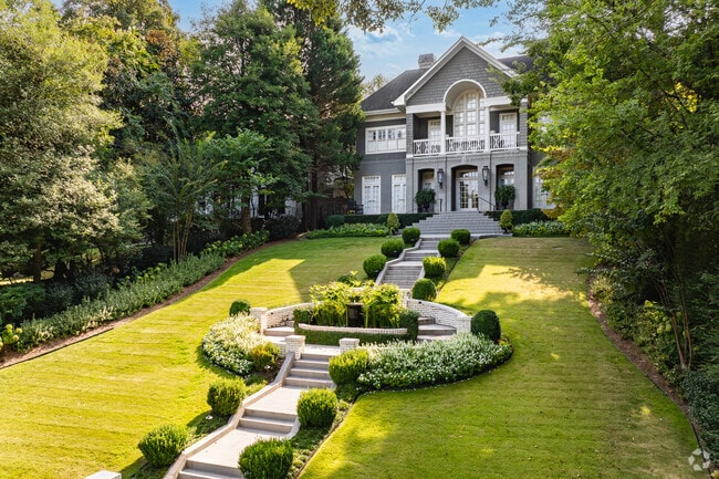 Ansley Park's luxury real estate includes one-of-a-kind Italiante builds.