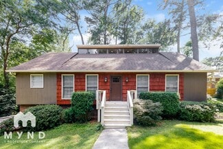 3767 Chestnut Ridge Ln, Vestavia Hills, AL 35216