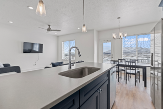 967 W Coral Charm Way, Saratoga Springs, UT 84043