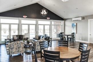 2633 Columbia Lakes Dr, Columbia, IL 62236